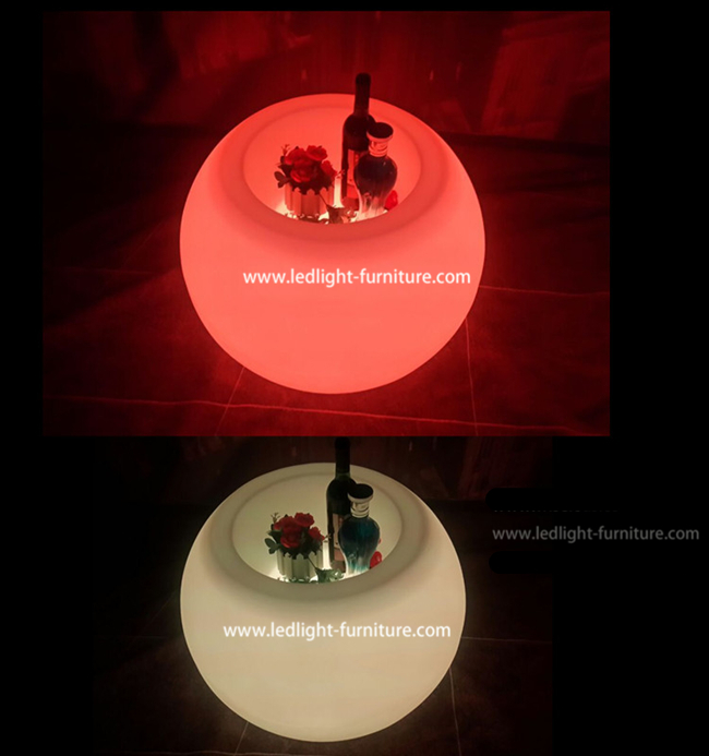 La boule rechargeable de seau à glace des couleurs multi LED a formé pour KTV/partie à la maison